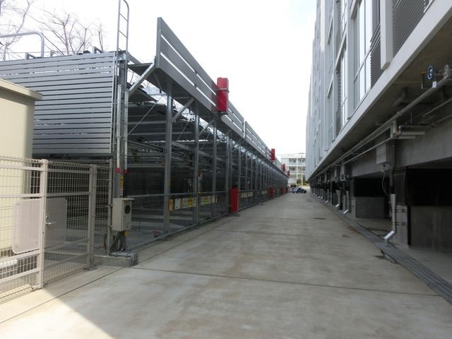 駐車場　★敷地内の立体駐車場です★