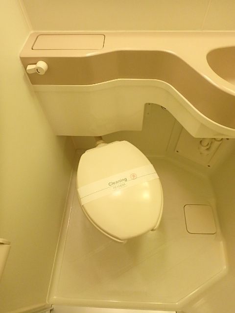日神パレステージ三鷹のトイレ写真