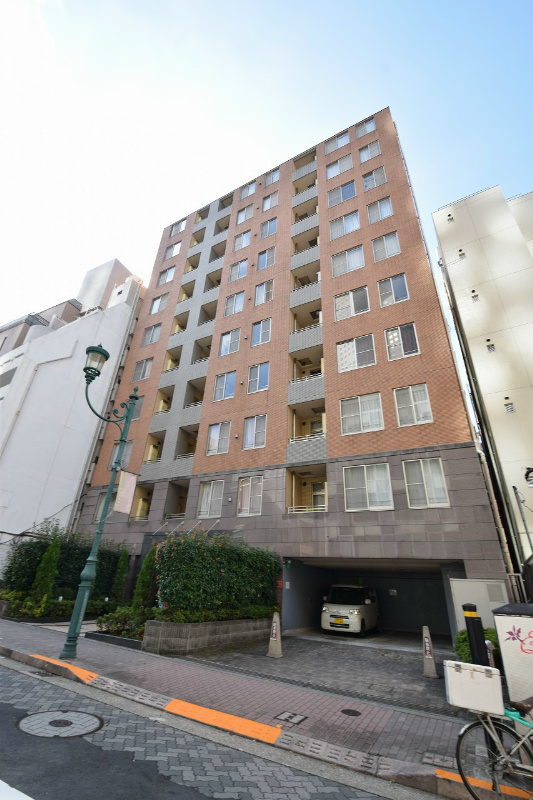 建物外観　「赤坂」駅、徒歩３分！
