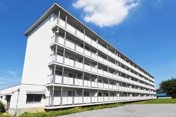 関東鉄道常総線 下妻駅 バス乗車時間：12分 最寄りバス停で下車 徒歩6分 築45年