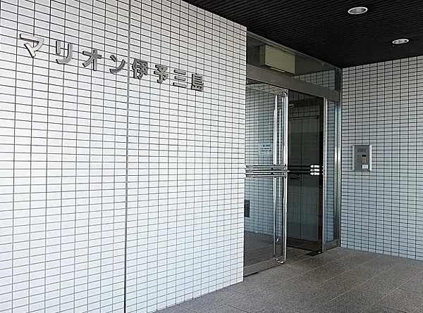 マリオン伊予三島の外観写真