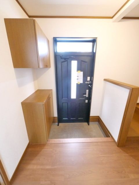 玄関　★お問い合わせはタウンハウジングまで★