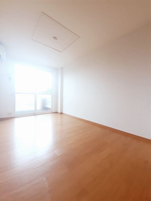 ハナブサの居間写真