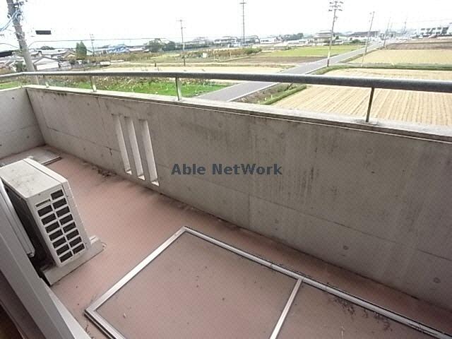 バルコニー　ベランダ