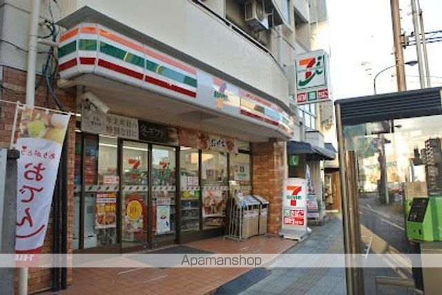 コンビニ　セブンイレブン 高輪台駅前店（コンビニ）まで215m