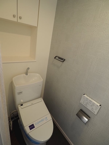レジディア笹塚のトイレ写真