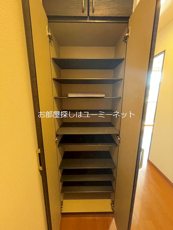 鹿児島市電谷山線 涙橋駅 徒歩7分 2階建 築11年の内装写真