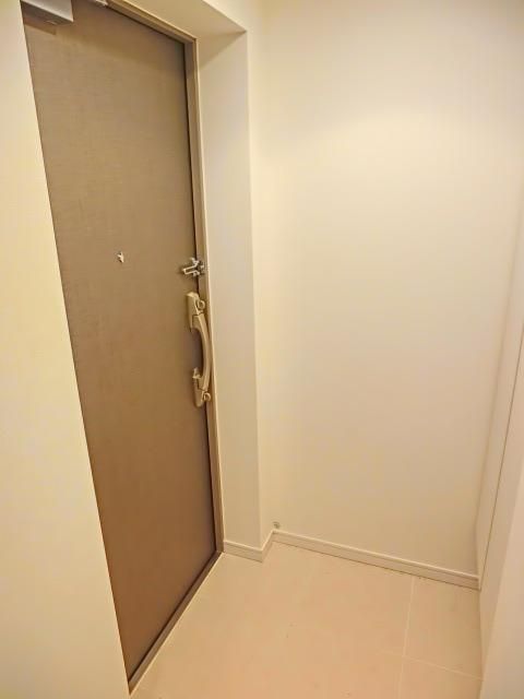 玄関　同タイプ別室写真