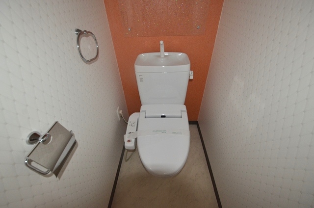 レスター夙川のトイレ写真