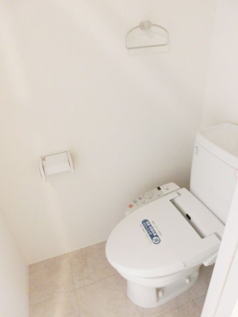 レジディア三越前のトイレ写真