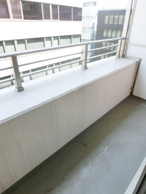レジディア三越前の内装写真