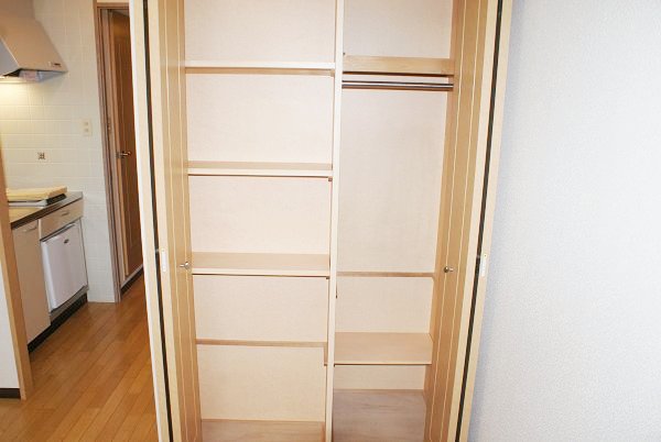収納　クローゼット