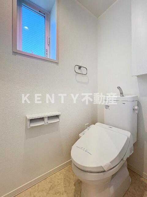 トイレ　コンパクトで使いやすいトイレです