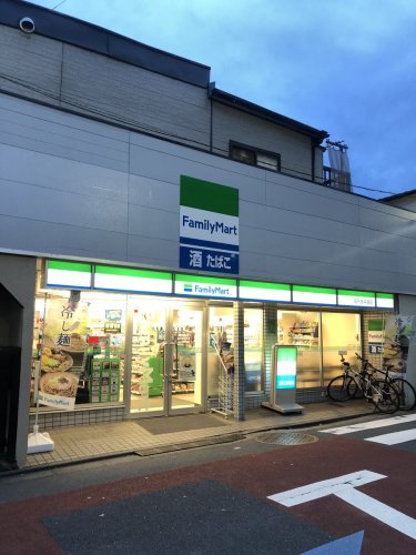 コンビニ　ファミリーマート 高円寺中通店（コンビニ）まで1433m