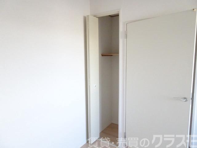 収納　洋室収納