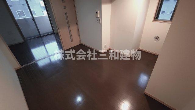 居室・リビング　同間取り9階のお部屋の参考写真