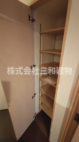玄関　同間取り9階のお部屋の参考写真