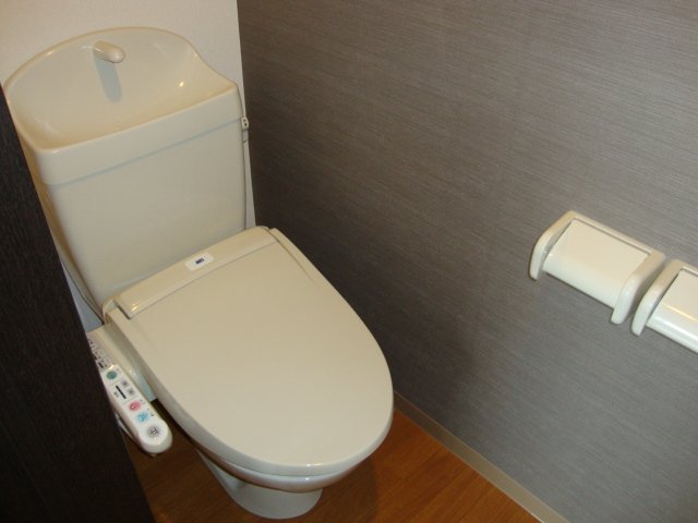 トイレ　シャワー付トイレ