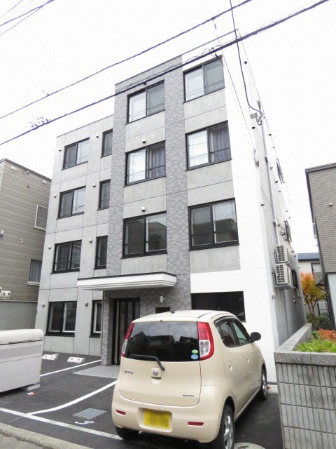 建物外観　☆物件名【ＥＮＣＨＡＮ－ＴＨＥ厚別南】です！