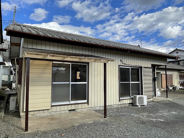 建物外観　日当たりのよい平屋です♪