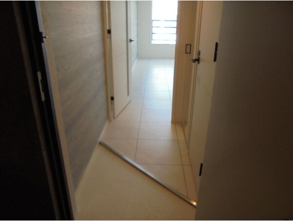 玄関　広々とした玄関です！