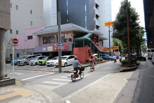 【プレズ名古屋徳川の飲食店】