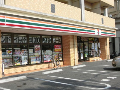 コンビニ　セブンイレブン広島宇品通り店（コンビニ）まで545m