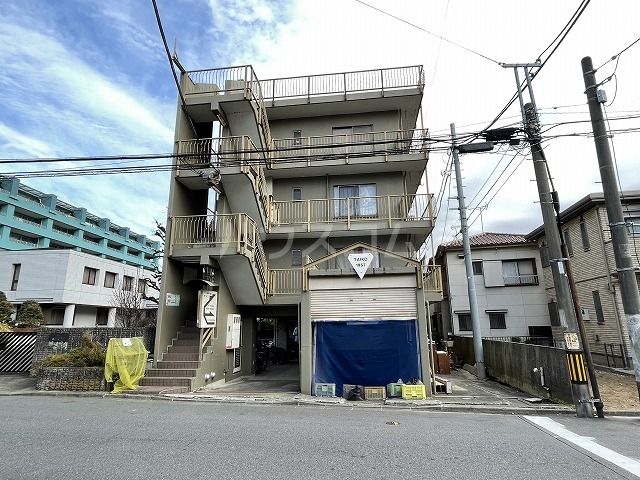 川崎市中原区下沼部のマンションの建物外観