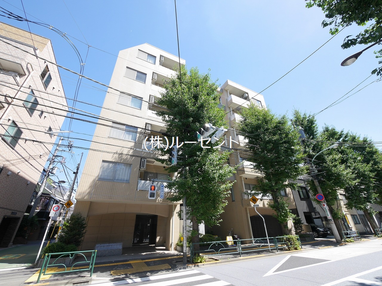 東京メトロ南北線 本駒込駅 徒歩5分 築23年