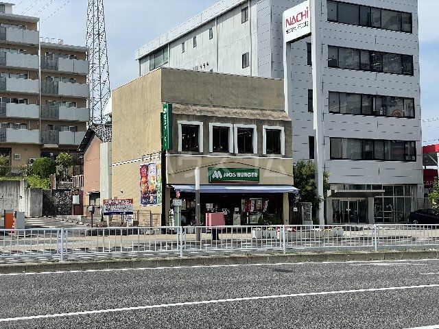 【名古屋市名東区一社のマンションの飲食店】