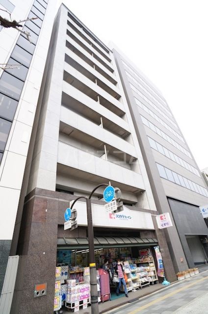 京都市下京区西錺屋町のマンションの建物外観