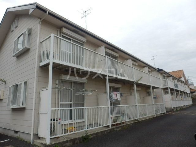 メゾン本町の建物外観