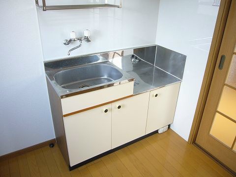 【糟屋郡粕屋町原町のアパートのキッチン】