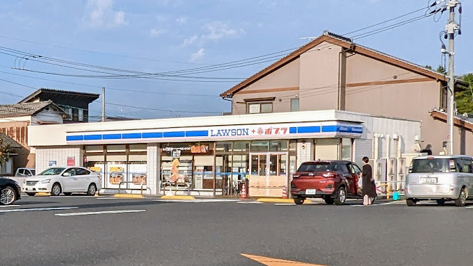 コンビニ　ローソン・ポプラ安来中海店（コンビニ）まで524m
