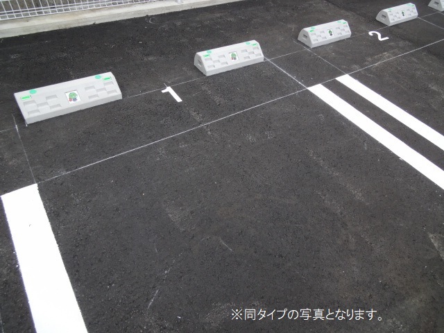 【阿南市羽ノ浦町古庄のアパートの駐車場】