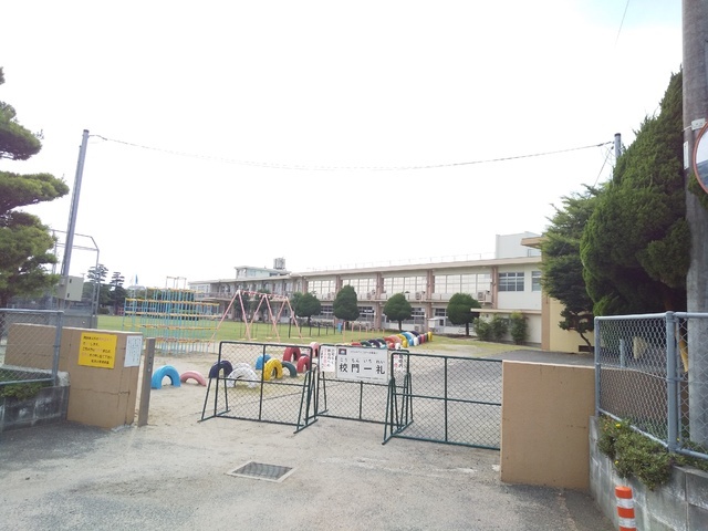 【ユーミー菊池II番館の小学校】