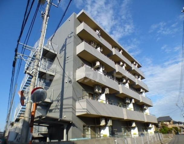 船橋市印内のマンションの建物外観