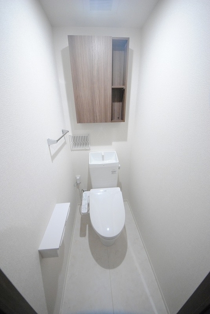 トイレ　写真は２０３号室