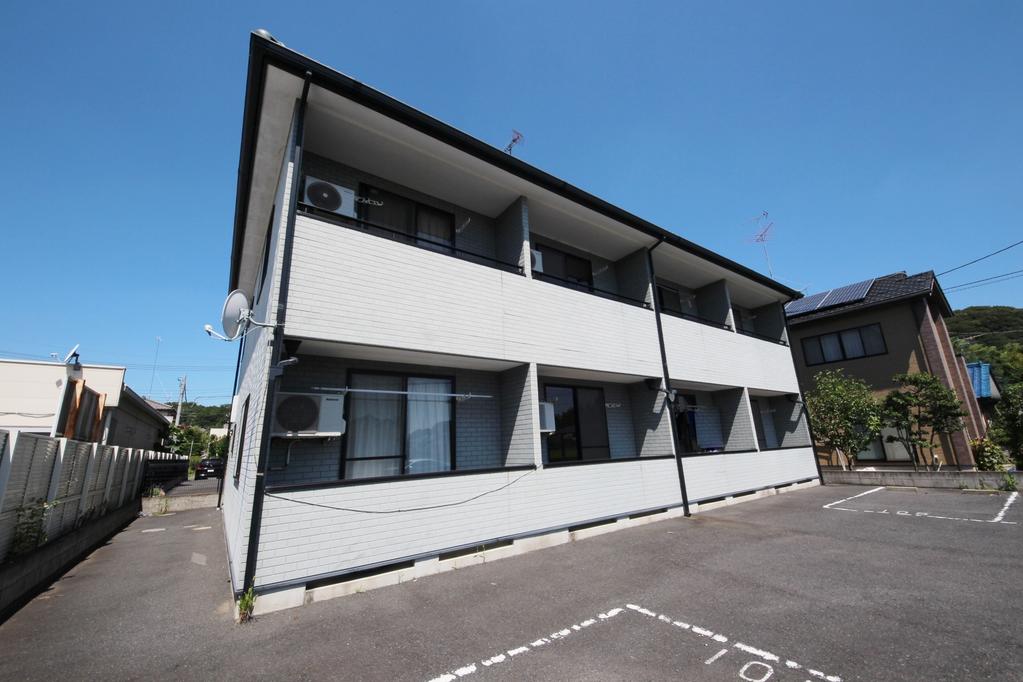 建物外観　ローソン近く