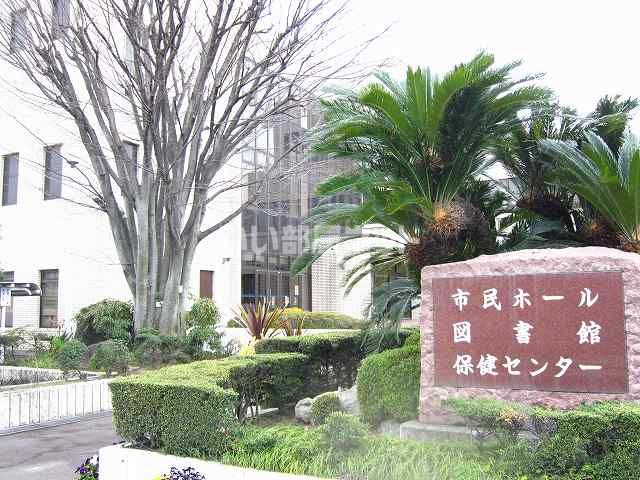 図書館　弥富市立図書館（図書館）まで1986m