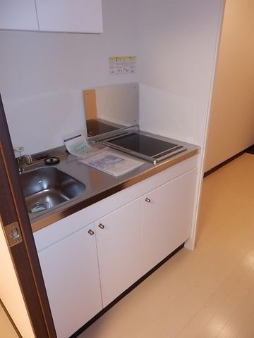 キッチン　IH２口のシステムキッチンです