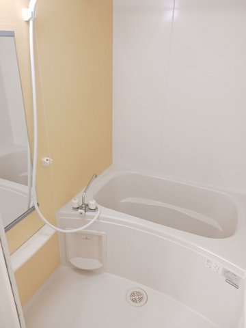 バス・シャワールーム　きれいなお風呂です