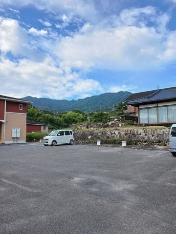 駐車場　駐車スペースもあります