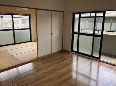 ヴィラシャリテ　居室・リビング　リビング