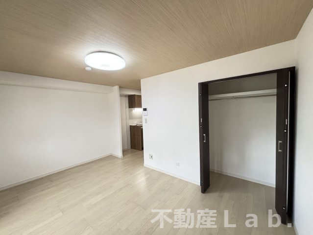 その他　※同型反転タイプのお写真です。