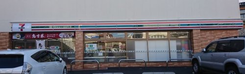 コンビニ　セブン-イレブン板橋東新町（コンビニ）まで366m