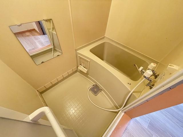 バス・シャワールーム　浴室