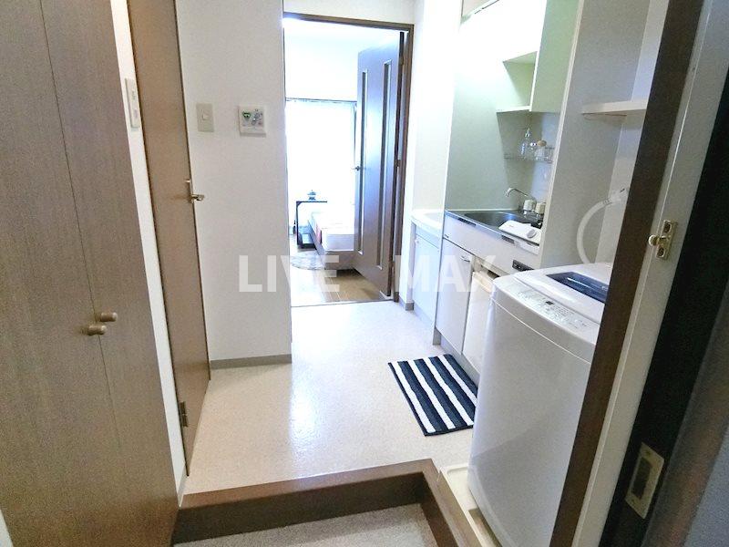 玄関　※別部屋のお写真になります