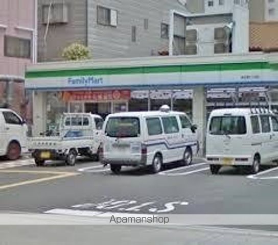 コンビニ　ファミリーマート新北野三丁目店（コンビニ）まで2026m