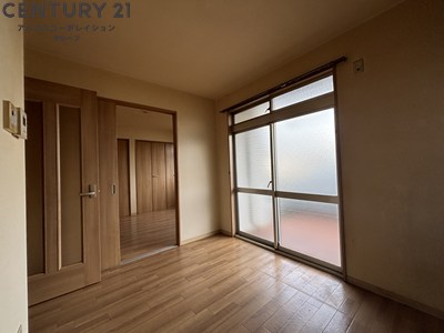 居室・リビング　全室フローリング！